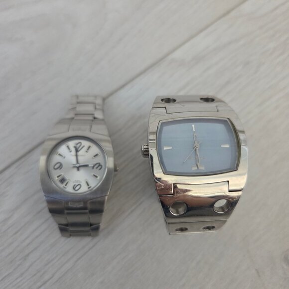 SET OF 2 Vestal Destroyer Vestal Motorhead Analog Watch Womens Silver Wristwatch - Picture 7 of 16